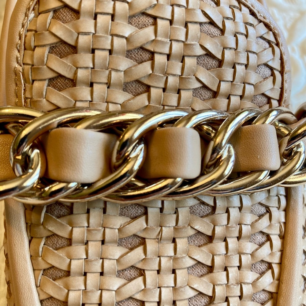 Steve Madden Tan Chain Loafers Flats - Picture 4 of 13